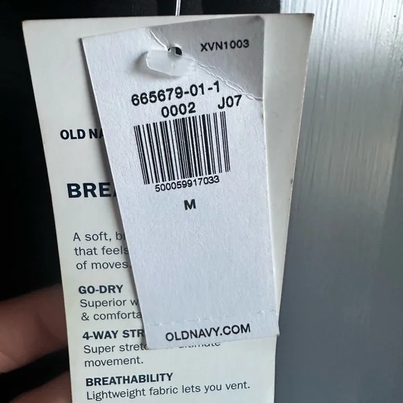 BREATH ON - Sleeveless Black Jumpsuit
Old Navy Active
Size M - Picture 8 of 8